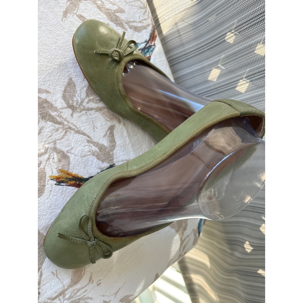 Born Julianne Ballet Flats Sage Green Leather Bow Round Toe Shoes Womens